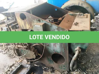LOTE 044 - DOBRADEIRA DE FERRO