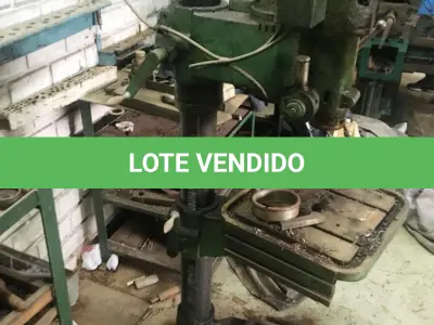 LOTE 056 - FURADEIRA MANUAL