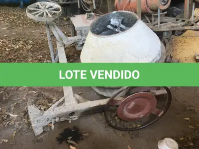 LOTE 031 - BETONEIRA ELÉTRICA 400 L