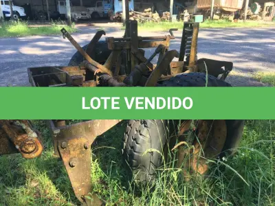 LOTE 019 - GRADE ARADO