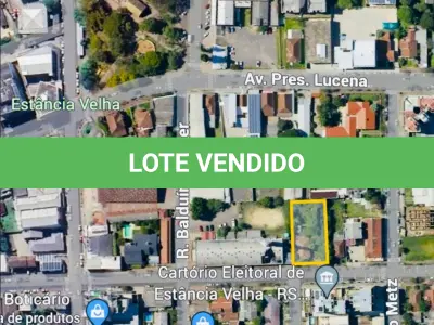 LOTE 009 - Uma casa de construção mista com área de 110,50 m² e o respectivo terreno com área superficial de 1.056,00 m², localizado na Rua Theodomiro Porto da Fonseca, nº 153, Bairro Centro, Estância Velha/RS. Registrado sob matrícula 10.316