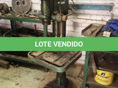 LOTE 056 - FURADEIRA MANUAL