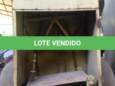 LOTE 032 - BETONEIRA ELÉTRICA 400 L