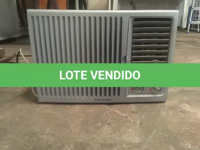 LOTE 050 - Ar Condicionado Modelo Split(03 un) e Parede(01 un)