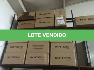 LOTE 055 - Sucata de vidro e papelão