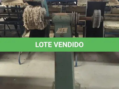 LOTE 080 - Máquina de esmeril