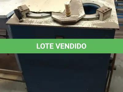 LOTE 087 - Máquina de prensar