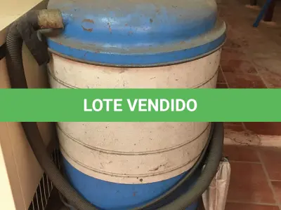LOTE 114 - Aspirador de pó industrial