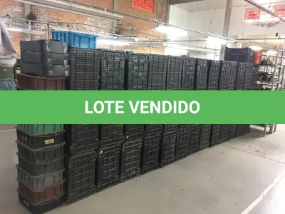 LOTE 137 - Caixas de plástico( 30 un )