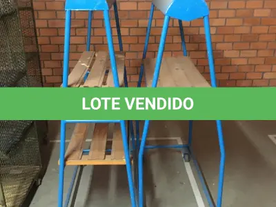 LOTE 126 - Cavaletes para transporte de couros e afins( 03 un )