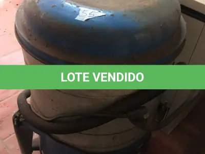LOTE 114 - Aspirador de pó industrial