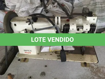 LOTE 116 - Máquina de costura