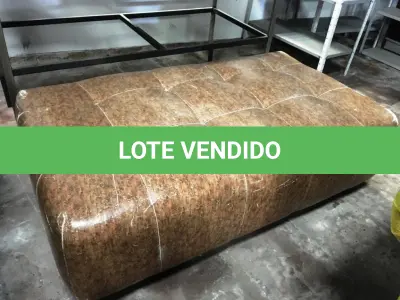 LOTE 046 - Pfuff provador em corino marron