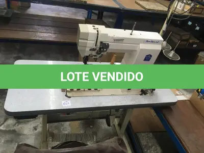 LOTE 120 - Máquina de costura