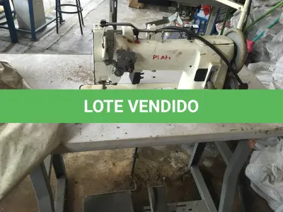 LOTE 116 - Máquina de costura