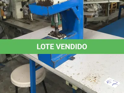 LOTE 112 - Máquina de prensar