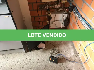 LOTE 141 - Eletrônicos diversos