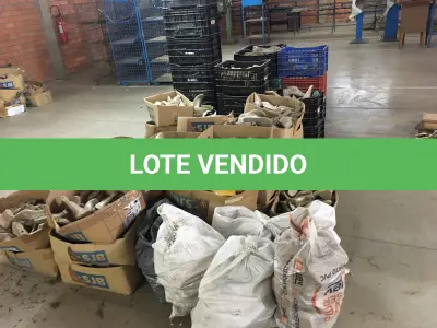 LOTE 165 - Sucata de formas