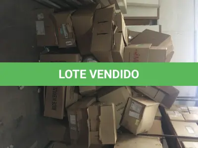 LOTE 055 - Sucata de vidro e papelão