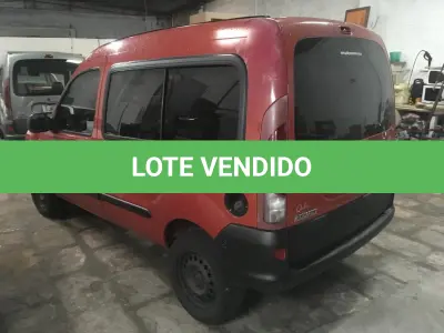 LOTE 053 - Veículo Renault Kangoo RL 1.0 Gasolina 2001, Cor: Vermelha, Placa: IKI2835
