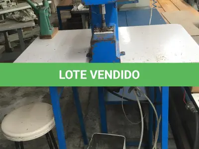 LOTE 112 - Máquina de prensar