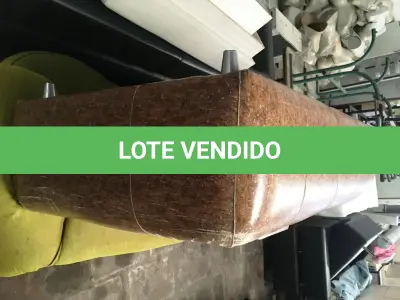 LOTE 046 - Pfuff provador em corino marron