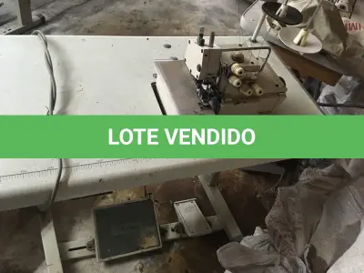 LOTE 123 - Máquina de costura