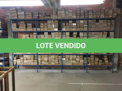 LOTE 131 - Prateleiras( 03 un )