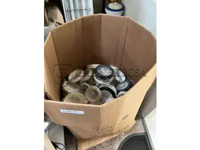 LOTE 054 - Tampas de pote