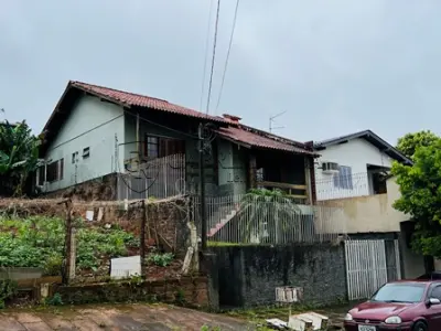 LOTE 005 - UM TERRENO SITUADO NO BAIRRO SOL NASCENTE, EM ESTÂNCIA VELHA/RS, COMPOSTO DO LOTE 3 DA QUADRA C, DO LOTEAMENTO SOL NASCENTE, COM ÁREA DE 300,00 M2
