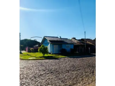 LOTE 004 - UM TERRENO SITUADO NO BAIRRO CAMPO GRANDE, EM ESTÂNCIA VELHA/RS, COMPOSTO DO LOTE 09 DA QUADRA  "A", DO LOTEAMENTO RECANTO DO SABIÁ, COM A ÁREA DE 261,87M2, COM UM PRÉDIO RESIDENCIAL DE ALVENARIA, COM A ÁREA DE 69,72M2, LOCALIZADO NA RUA DOS CARDEAIS Nº 1140