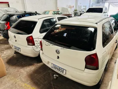 LOTE 003 - VW Gol 1.0 G4 Flex 2013/2014, Cor branca, Placa IUW6B58