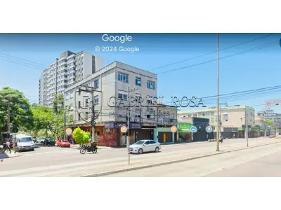 LOTE 001 - APARTAMENTO Nº 401 DO EDIFÍCIO SANDRA,  LOCALIZADO NO 3º ANDAR OU 4º PAVIMENTO, COM TRÊS DORMITÓRIOS E ÁREA REAL PRIVATIVA DE 107,91 M², SITUADO NA RUA AUGUSTO SEVERO, Nº 15, B.SÃO JOÃO, PORTO ALEGRE/RS. REGISTRADO SOB.MATRÍCULA 21791.