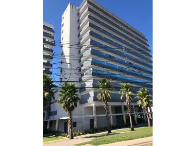 LOTE 001 - A Sala Comercial nº 910 da Torre 02, composta por espaço de trabalho e banheiro, com área real privativa de 29,32 m², registrada sob matrícula 90336. E a Vaga de Garagem 158, localizada no segundo andar ou terceiro pavimento, com área real privativa de 12,50m², registrada sob matrícula 90523. Situadas no Condominio Unique Business Center, na Avenida Centenário, nº 585, Passo das Pedras, Gravataí/RS