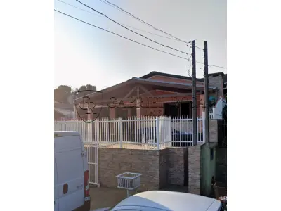 LOTE 001 - Casa de alvenaria, térrea, com garagem fechada e o respectivo terreno com a área superficial de 360 m², situado na Rua Lauro Oscar Diefenthaeler, nº 227, Bairro União - Estância Velha/RS. Registrado sob matrícula nº 9416