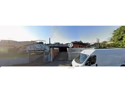 LOTE 001 - Casa de alvenaria, térrea, com garagem fechada e o respectivo terreno com a área superficial de 360 m², situado na Rua Lauro Oscar Diefenthaeler, nº 227, Bairro União - Estância Velha/RS. Registrado sob matrícula nº 9416