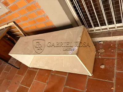 LOTE 162 - Estantes e balção( 05 un )