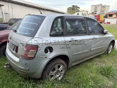 LOTE 002 - FIAT STILO 1.8 CONNECT 16V 122CV 5P GASOLINA 2003, COR PRATA, PLACA ILB-4623