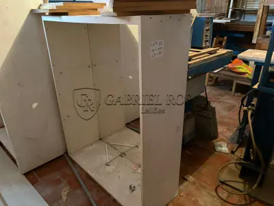 LOTE 162 - Estantes e balção( 05 un )