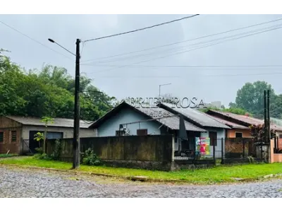LOTE 004 - DIREITOS E AÇÕES DO IMÓVEL SITUADO NO BAIRRO LAGO AZUL EM ESTÂNCIA VELHA/RS COMPOSTO DO LOTE 01 DA QUADRA B DO LOTEAMENTO VALE DO SOL COM A ÁREA DE 287,50M2, COM UM PRÉDIO DE ALVENARIA DE 56,05M2 NA RUA CUIABÁ Nº 156.