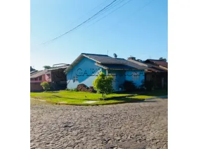 LOTE 004 - UM TERRENO SITUADO NO BAIRRO CAMPO GRANDE, EM ESTÂNCIA VELHA/RS, COMPOSTO DO LOTE 09 DA QUADRA  "A", DO LOTEAMENTO RECANTO DO SABIÁ, COM A ÁREA DE 261,87M2, COM UM PRÉDIO RESIDENCIAL DE ALVENARIA, COM A ÁREA DE 69,72M2, LOCALIZADO NA RUA DOS CARDEAIS Nº 1140