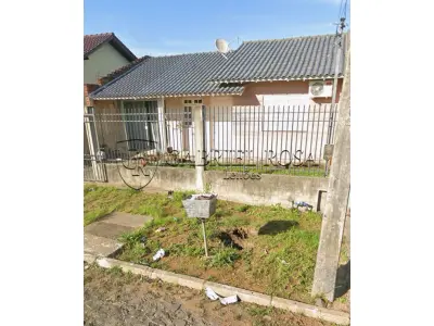 LOTE 001 - Direitos e Ações do imóvel matriculado sob número 38.087 no RI de Estância Velha/RS, composto de um terreno com 250,00 metros quadrados e um prédio residencial de alvenaria com a área de 50,25 m², situado na Rua Alemanha, No. 506, Bairro Lago Azul em Estância Velha/RS. Registrado sob Matrícula nº 38.087