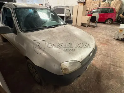 LOTE 002 - Ford Courier 1.6 L Gasolina, Ano/Modelo 2006/2007, Cor Prata, Placa INH5F51
