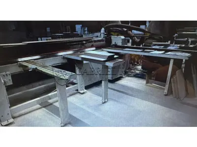 LOTE 002 - 01 Máquina seccionadora horizontal para cortar chapas grandes de MDF, MDP, Marca SCM TECMATIC, Modelo fit 45, cor branca, ano 2012