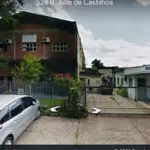 LOTE 007 - UM TERRENO E SUAS RESPECTIVAS BENFEITORIAS, SITUADO  NO BAIRRO DAS QUINTAS, ESTÂNCIA VELHA, CONSTITUÍDO PELO LOTE Nº 15 DA QUADRA 15, FORMADO PELAS RUAS 11, LINDOLFO HELIO SCHMIDT, JULIO DE CASTILHOS E  6