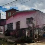 LOTE 003 - UM TERRENO COM UMA CASA, SITUADO NA ZONA ESPECIAL DE INTERESSE SOCIAL 2 (ZEIS 2), NO BAIRRO RINCÃO DOS ILHÉUS, EM ESTÂNCIA VELHA/RS COM A ÁREA DE 202,00M2.