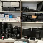 LOTE 004 - Estabilizadores, monitores, CPU, teclados, mouse, entre outros