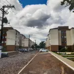 LOTE 004 - APARTAMENTO Nº 410 DO BLOCO 03 DO CONDOMÍNIO ALTOS DA ESTÂNCIA, SOB Nº 801 DA AVENIDA WALTER KLEIN, LOCALIZADO NO QUARTO PAVIMENTO COM ÁREA PRIVATIVA DE 41,8185M2 E ÁREA TOTAL DE 45,7547M2