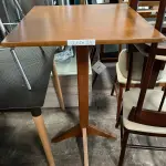 LOTE 094 - Mesa