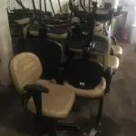 LOTE 006 - Cadeiras diversas